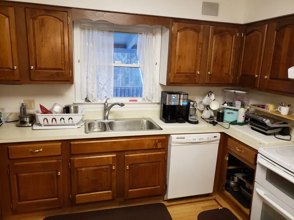 Ridgefield kitchen before remodel